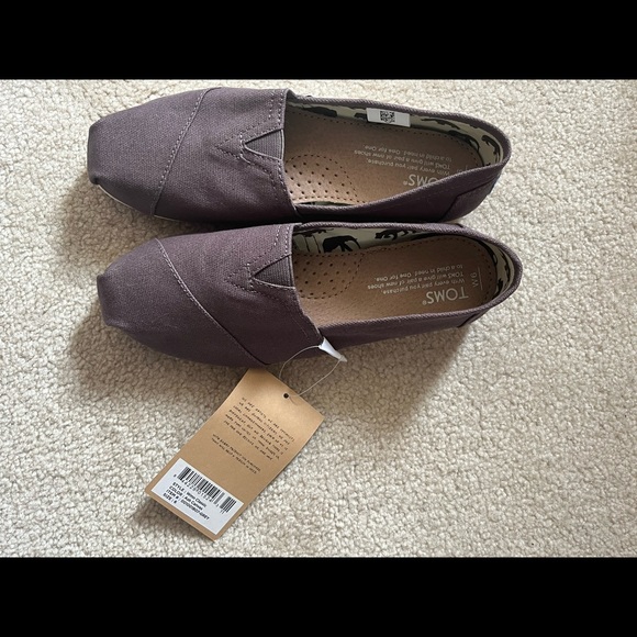 Toms 6 - Picture 5 of 5